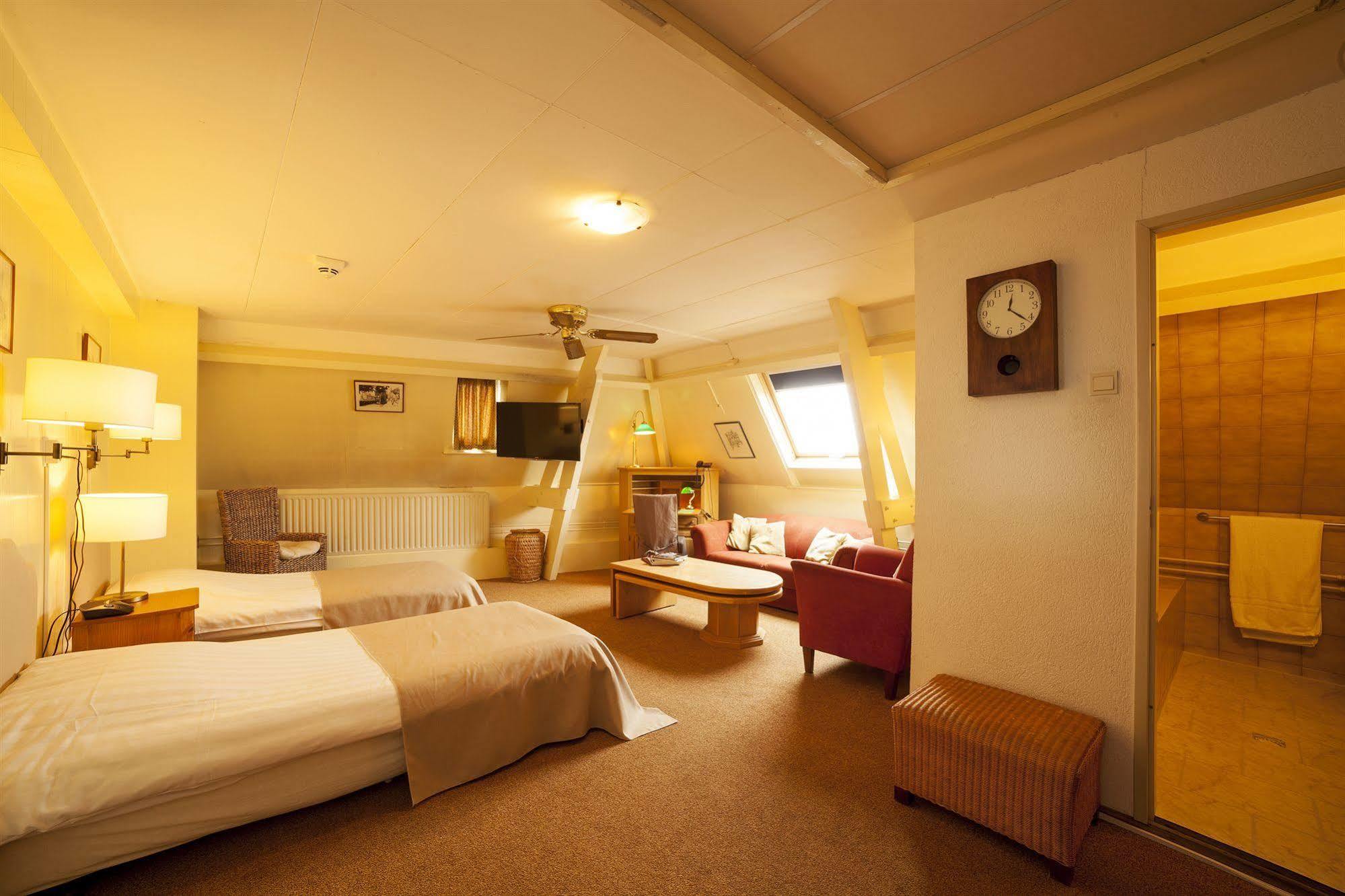 Hotel Дордрехт Екстериор снимка