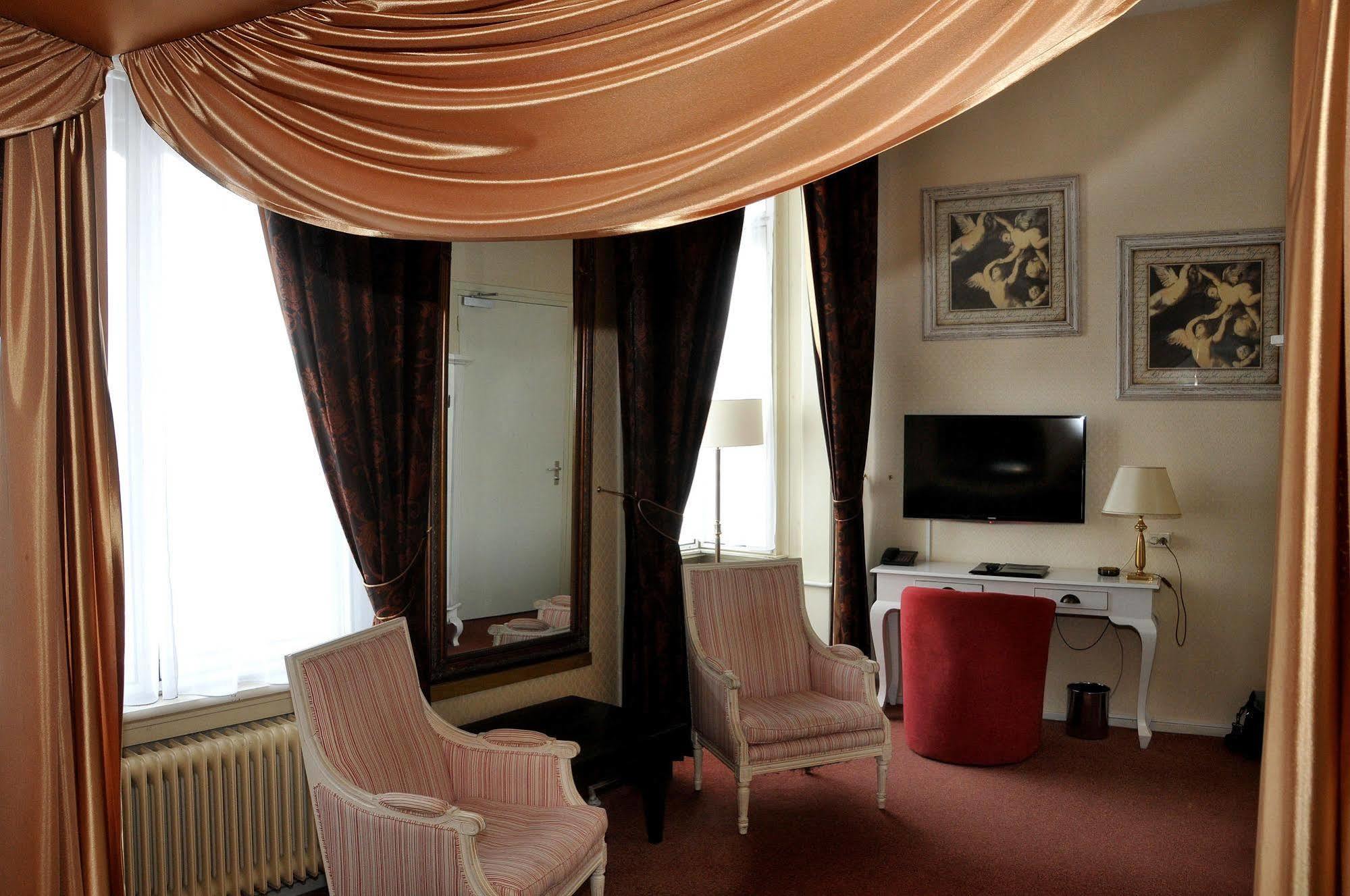 Hotel Дордрехт Екстериор снимка